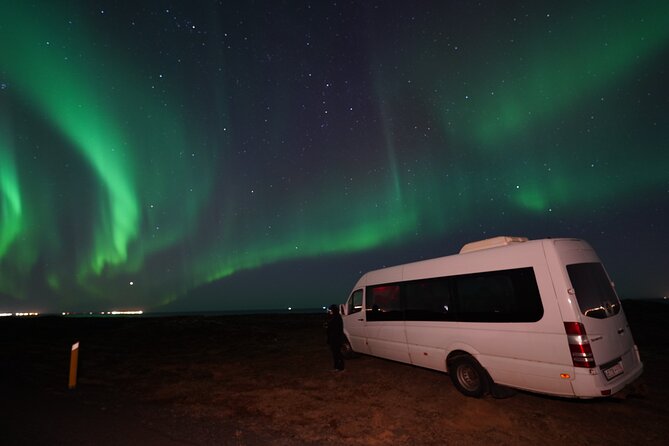 #1 Northern Lights Tour In Iceland from Reykjavik with PRO photos - Small Group Size (Up to 19) and Guide Energy
