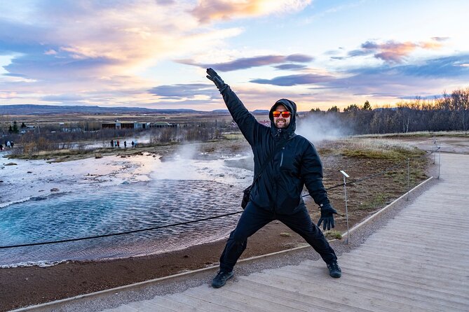 3-Day Northern Lights Hunt & Glacier Lagoon Tour - Day 2 Jökulsárlón Glacier Lagoon and Diamond Beach: how to plan your best photos