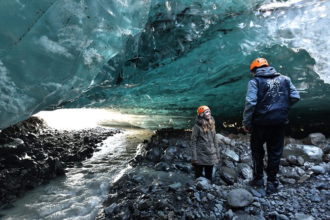 4 Day Blue Ice Cave, South Coast, Golden Circle, Snæfellsnes & Northern Lights - Guides, pacing, and small-group comfort