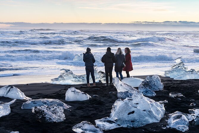 4-Day Iceland: Golden Circle, South Coast, Volcano Hike & Northern Lights - Day 3: Vatnajökull glacier hike and Fjadrargljufur canyon views