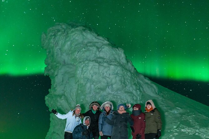 4 Day Northern Lights Adventure - Ice Caves & 4x4 Super Jeeps - Golden Circle day: Þingvellir tectonics, Geysir eruptions, and Gullfoss power