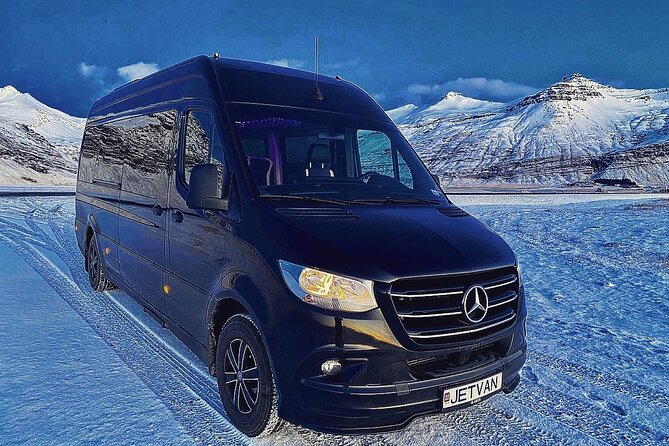 4 Hours Northern Lights Private Luxury Tour - Price and value: private tour math for up to 5 people