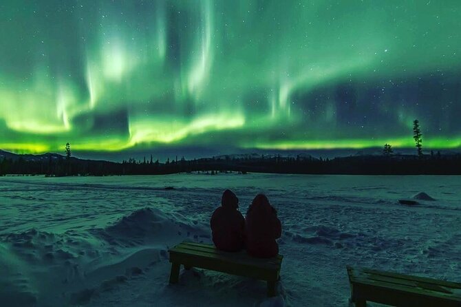 4D3N Aurora Package –Mandarin Tour (Chateau/Explorer Stay) - Night-by-night aurora strategy: why the lodge + chasing combo works