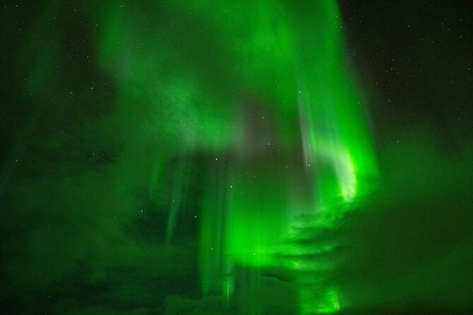 7 hours Tromsø Aurora Tour: Photos, snacks & warm drinks included - Finding the lights when Tromsø is cloudy (what the Finland border detail tells you)