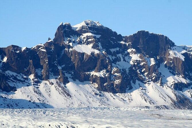 8-Days Northern Lights Exploration Tour from Reykjavík - Thingvellir to Geysir and Gullfoss: classic Iceland in winter timing