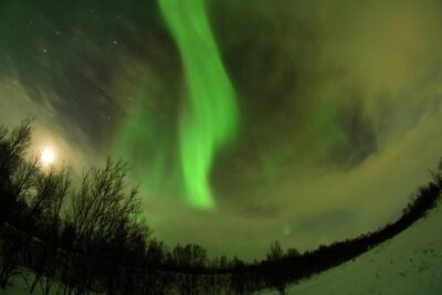 Abisko: Aurora Chasing with Snowmobiles - Abisko’s aurora edge: why this area matters
