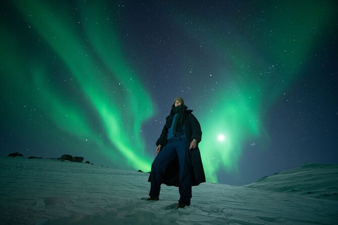 Adults Only Aurora Hunt with Wandering Owl - Guides, science talk, and the aurora photo plan