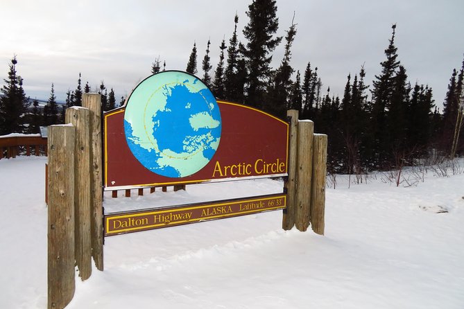 Arctic Circle Aurora Drive Adventure - Arctic Circle Trading Post stops: homesteading stories and real warmth
