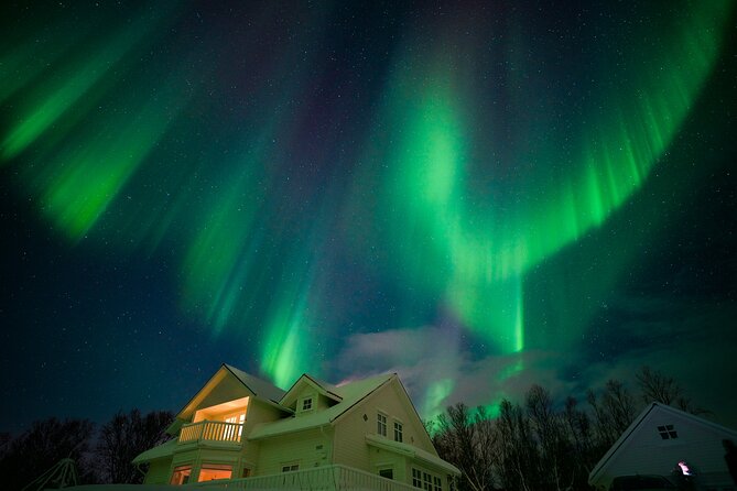 Aurora Crystal Lavvo Overnight with Activities from Tromsø - Tips to Maximize Your Chances Without Chasing