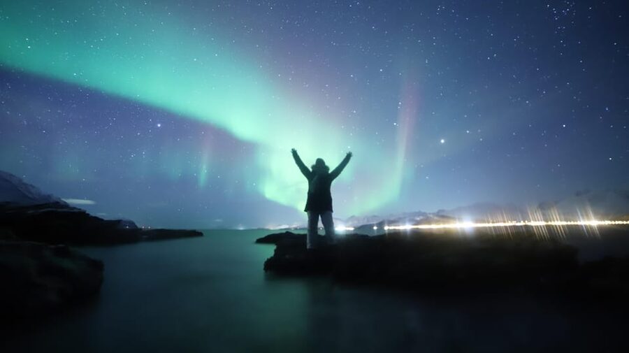 Aurora Optimum: Best 3-Night Forecast - On the spot: warm drinks, light snacks, campfire options