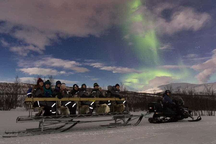 Aurora Snowmobile Sled Tour - The Snowmobile Sled Ride: Comfort, pace, and real wilderness time