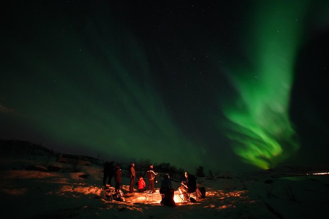 Aurora tour with free portrait and bonfire - Group Size and the Comfort Factor