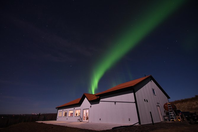Aurora Viewing Lodge - What to bring: winter gear that keeps the fun alive