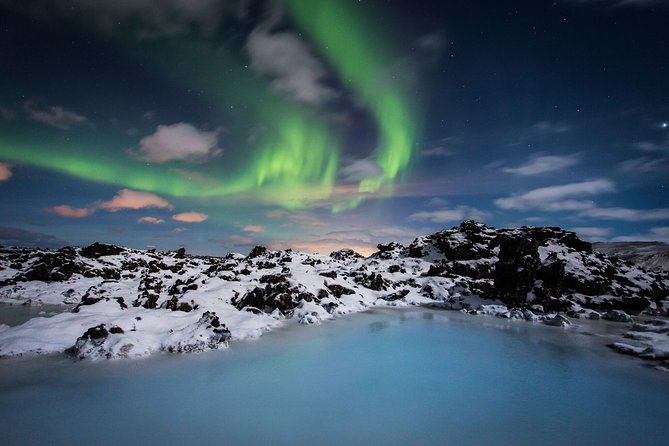 Blue Lagoon & Northern Lights Tour from Reykjavik - Northern Lights night plan: What a guided evening actually helps with