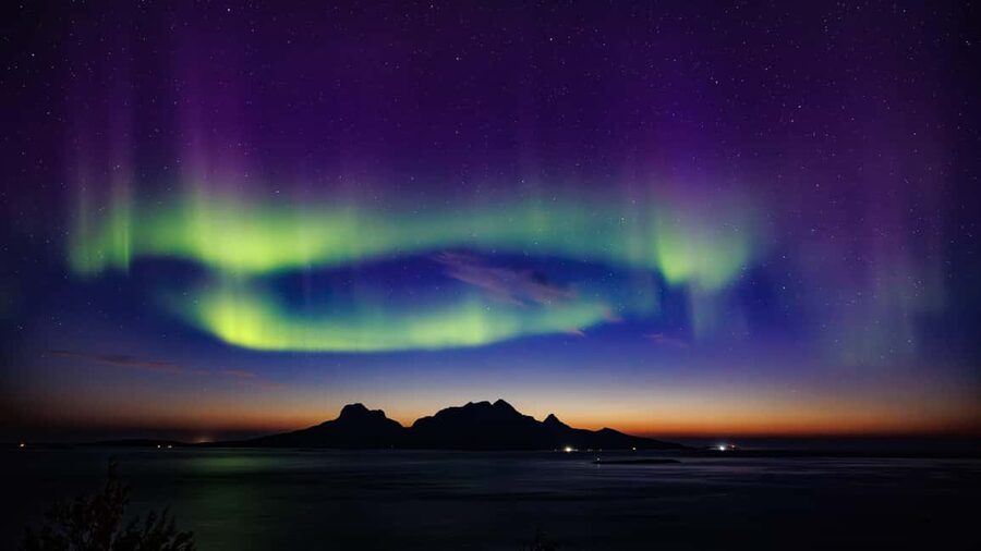 Bodø: Northern Lights safari - The 3-Hour Plan From Radisson Blu Bodø: Stops, Timing, and What Each Moment Feels Like