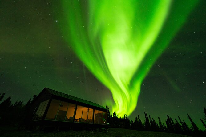 Cleary Summit Aurora Glass House Luxury Northern Lights Tour - Stop-by-stop: hotel pickup, aurora viewing, and drop-off