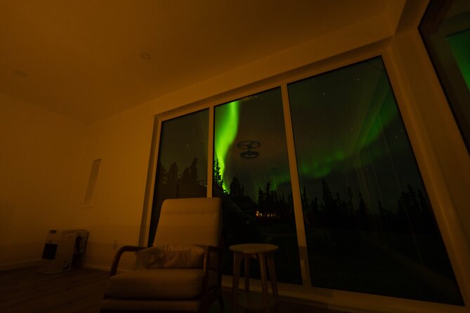Cleary Summit Aurora Glass House Luxury Northern Lights Tour - Possible hassle: pickup timing and communication you should take seriously