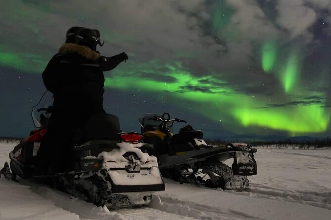 Enjoy the Aurora show on top of the mountain inc tipi dinner - Snowmobile on Mt. Ednavaara: Easy Riding on a Shared Machine