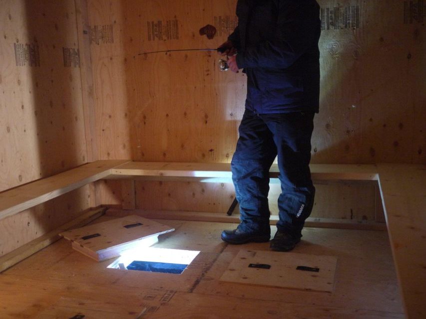 Fairbanks: Aurora Ice Fishing Tour - The Scenic Drive: Getting Away From Town Fast