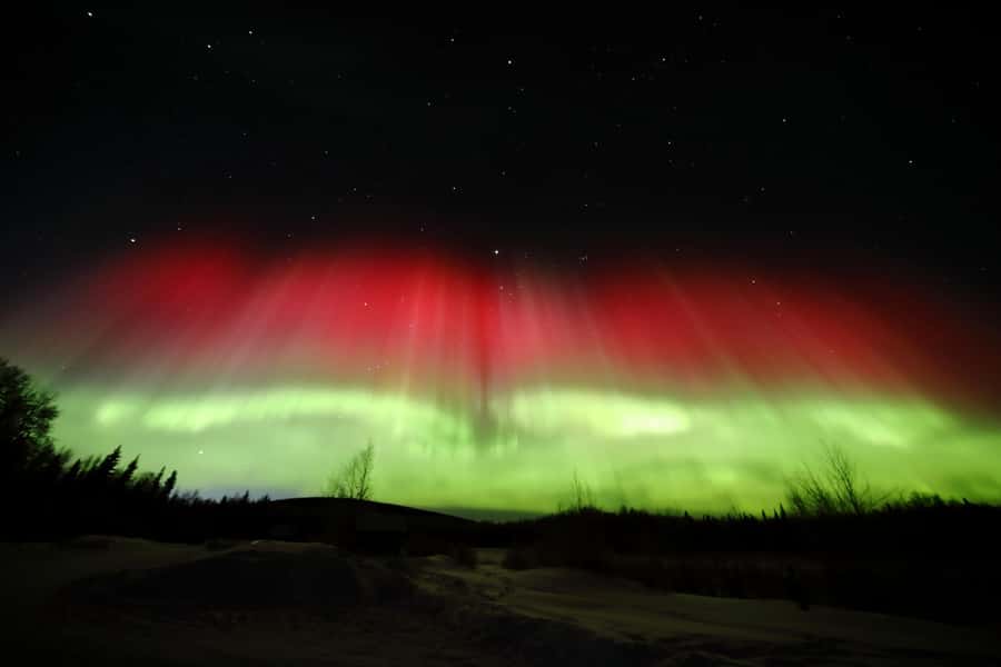 Fairbanks: Northern Lights Adventure with Photos & HOT PIZZA - Creative night portraits while you wait