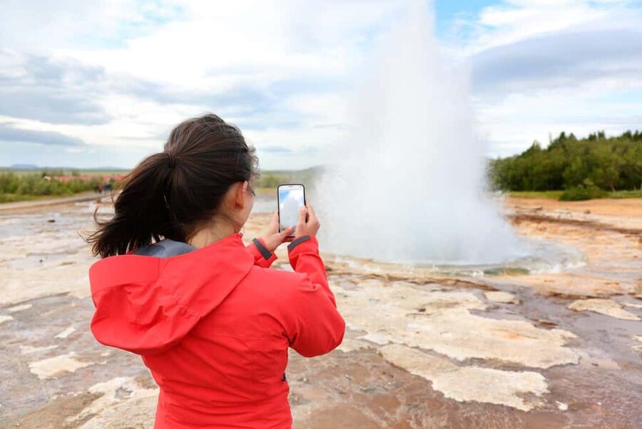 From Reykjavík: 5-Day Northern Lights Hunt & Glacier Lagoon - Overnight in Vík: building time for Northern Lights