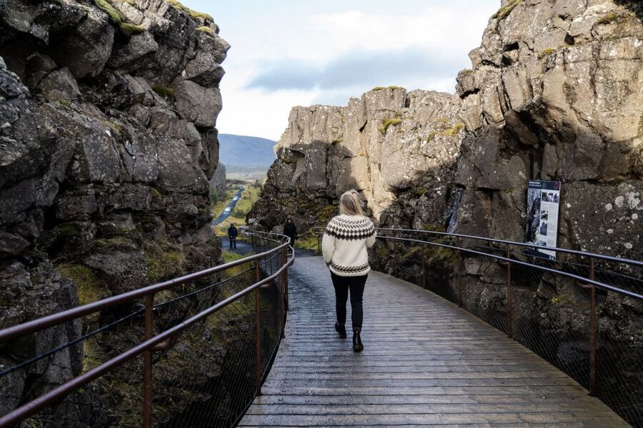From Reykjavik: Golden Circle and Northern Lights Combo - Northern Lights Hunt After Dark: How the Group Hunt Really Works
