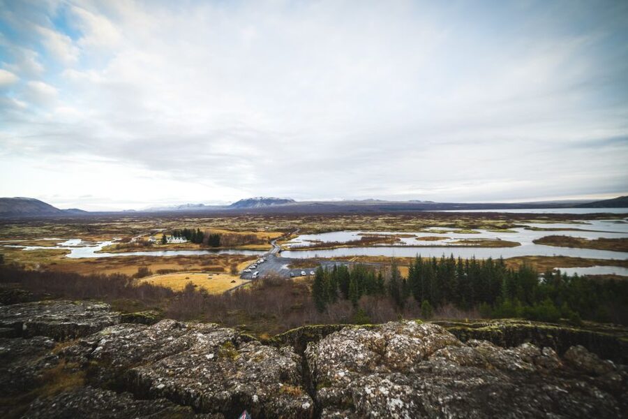 From Reykjavík: Golden Circle & Northern Lights Combo - Thingvellir National Park: between plates and power
