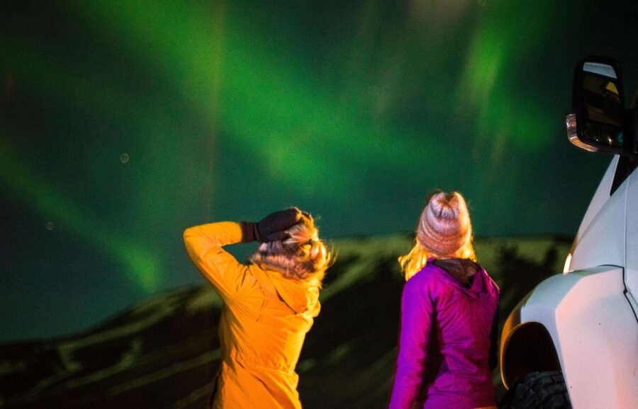 From Reykjavík: Northern Lights Super Jeep Tour - Price and Value at About $198: What You’re Really Paying For