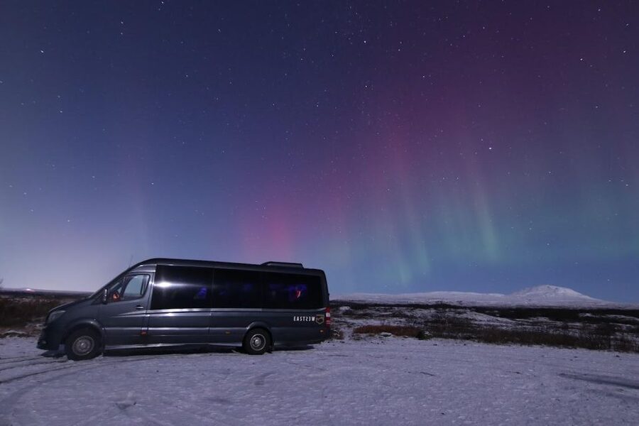 From Reykjavik: Northern Lights Tour with Hot Cocoa & Photos - Free aurora photos: what you get and how to get the most out of them