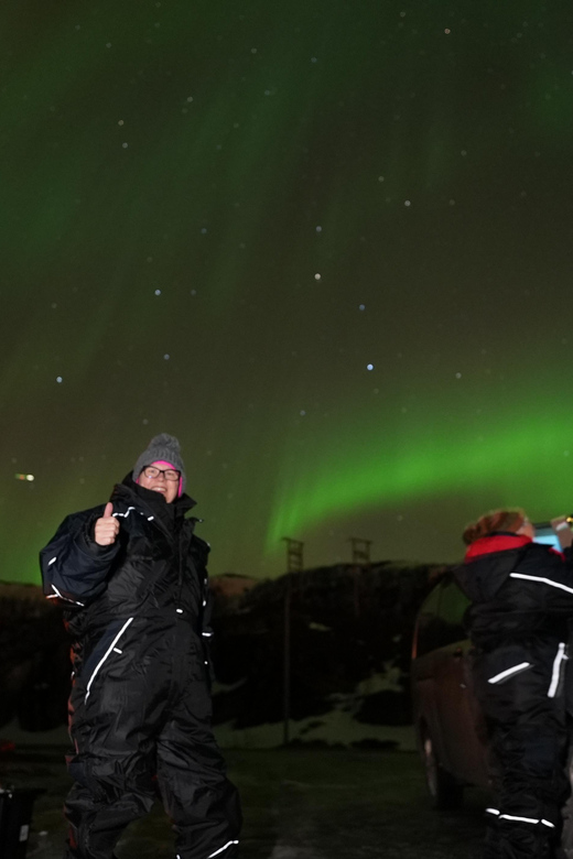 From Tromsø: Northern Lights Tour with Hot Drinks and Photos - Tromsø Aurora Starts with Easy Pickup and a Real Night Setup