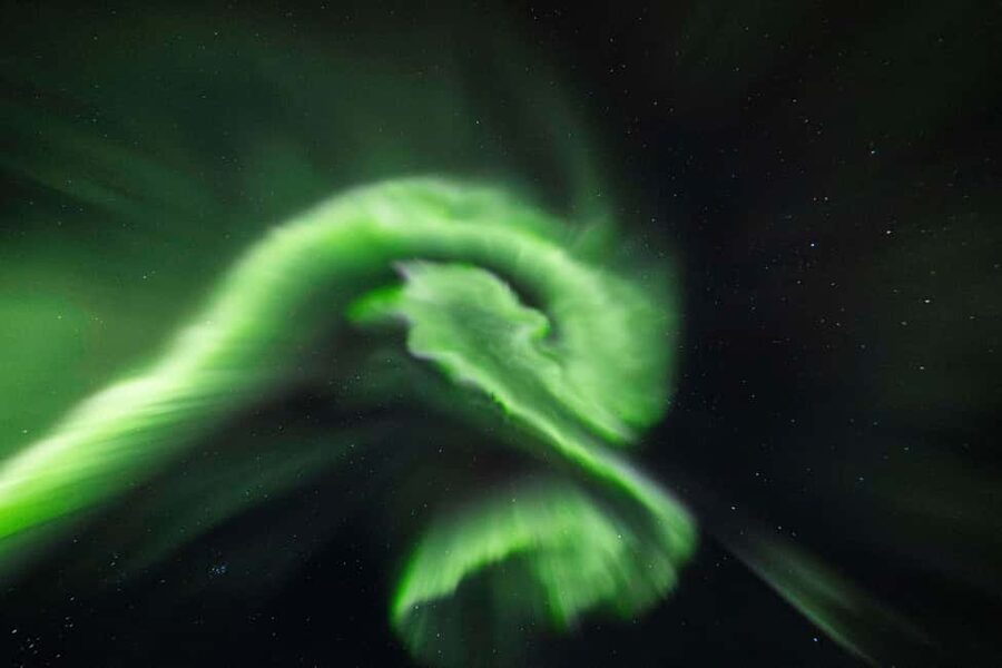 From Tromsø: Northern Lights Visit at Camp Tamok - Photography help that actually matters in the cold