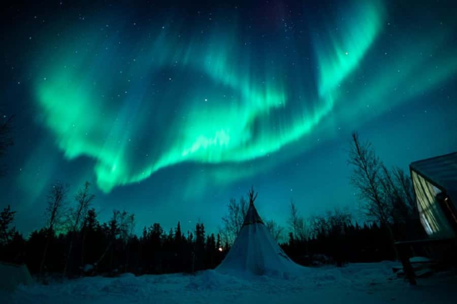 From Yellowknife:4-Day Aurora Viewing Tour with Hotel Pickup - Three Aurora Outings: Not Just One Big Night Bet