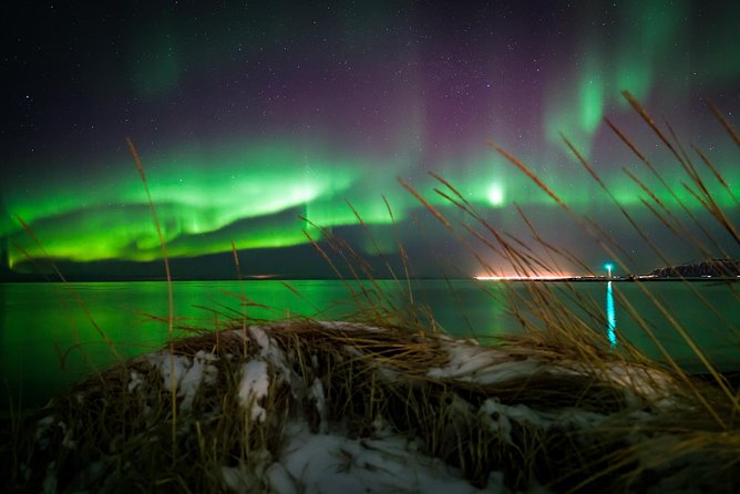 Golden Circle & Northern lights in Iceland - Pickup, audio guide, Wi‑Fi, and what the ride feels like