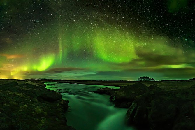 Golden Circle & Northern lights in Iceland - Golden Circle by day: Thingvellir, Geysir, and Gullfoss in a single flow