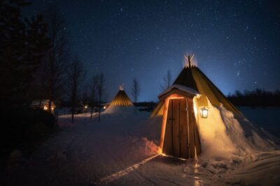 Ivalo: Lake Inari Northern Lights Tour w/ Reindeer & Dinner - From Ivalo Pickup to Koppelo: Getting Out of the Light Pollution