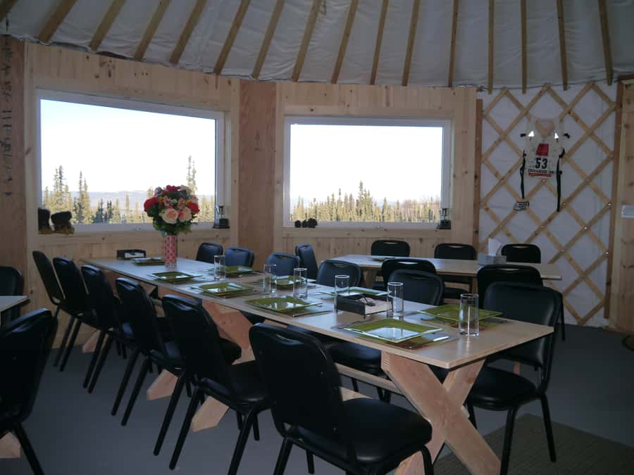 Late Night Yurt Dinner and Northern Lights - Getting Out of Fairbanks: Hotel Pickup and Cleaner Night-Sky Odds