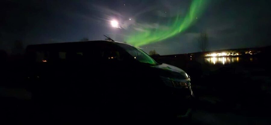 Levi: Northern Lights by Minivan with hot drinks and snacks - When Clouds Win: What You Can Still Get From the Night