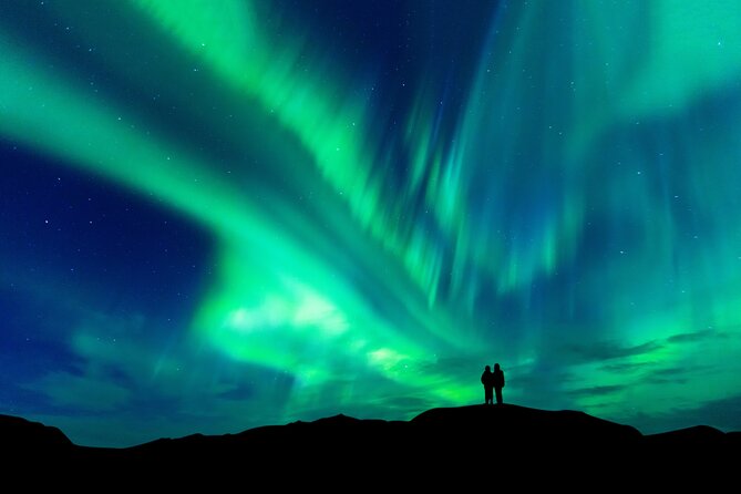 Levi Northern Lights Experience - Pickup in a 4x4 or Mercedes and the value of a small max-15 group