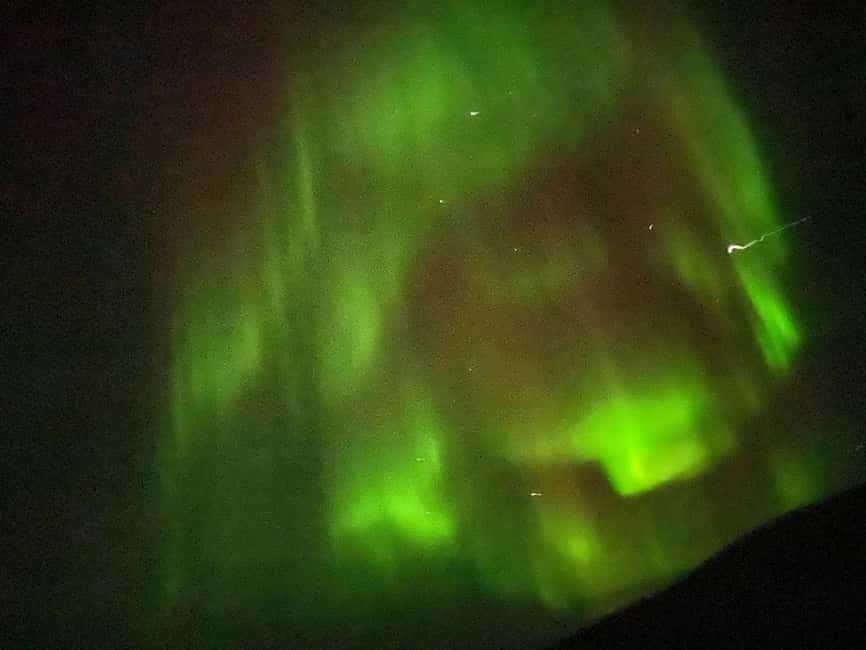 Levi: Northern Lights Hunt with Hot Drink - Transportation, Comfort, and Safety on Icy Roads
