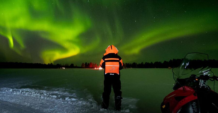 Levi: Northern Lights Snowmobile Tour with Snacks and Drinks - Why a night snowmobile ride in Levi feels different