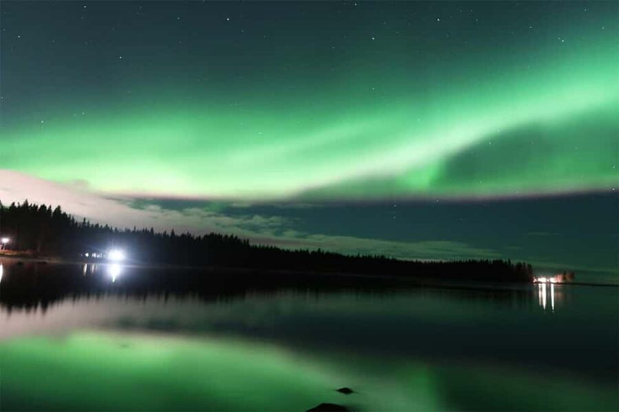 Luleå: Northern Lights Tour by Car with Swedish Treats - Key highlights you’ll care about