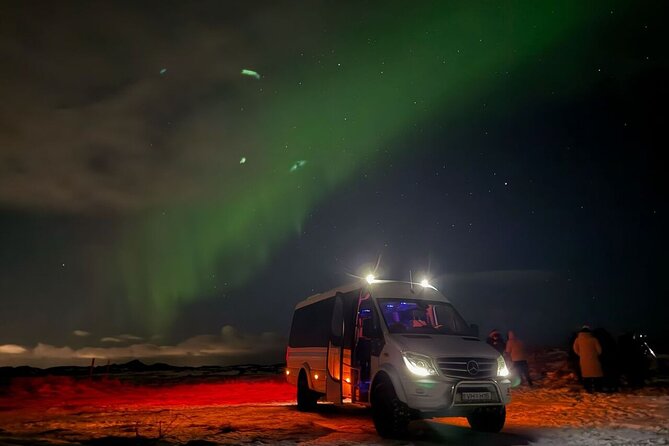 Northern Lights 4x4 Tour with Pastries and Cocoa from Reykjavik - How the 4x4 Northern Lights Chase Actually Feels in Reykjavik