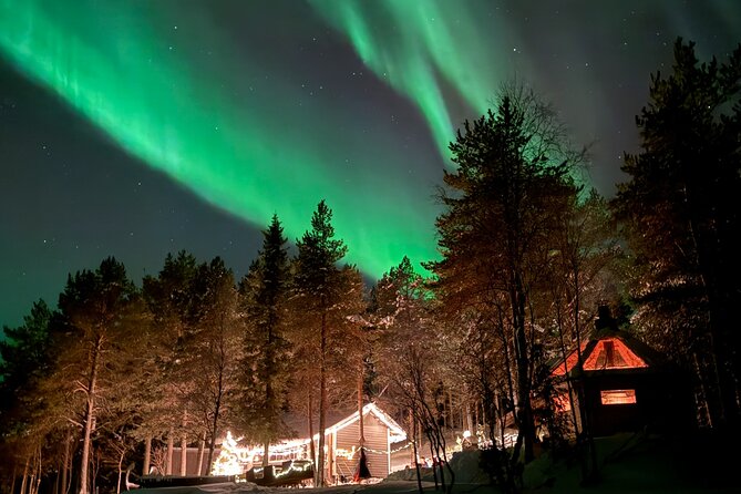 Northern Lights Adventure in the Wild with Campfire Treats - The guides and aurora myths: local Lapland talk that adds real meaning