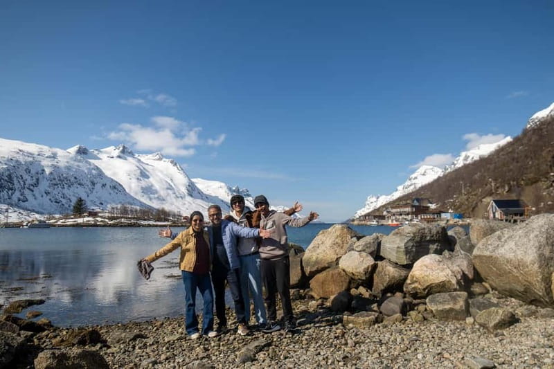 Northern Lights Adventure in Tromsø with Free Photos - Photographer-led Northern Lights photos: how the free pictures work