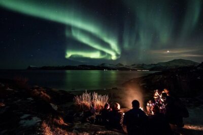 Northern Lights Big Bus Chase with Free Photos - The 7 to 9 hour rhythm: what your night looks like