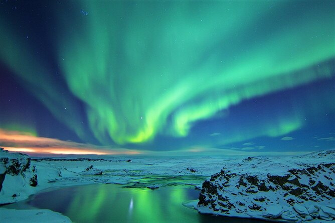 Northern Lights Bus Tour from Reykjavik with Hot Chocolate - Who Should Book This Northern Lights Hunt From Reykjavik?