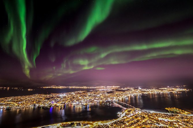 Northern lights cable car excursion - How the 7:00 pm start and transfer keep you from wasting the best hours