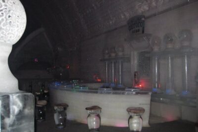 Northern Lights & Chena Hot Springs Tour - Aurora Ice Museum: ice sculptures, the ice bar, and realistic expectations