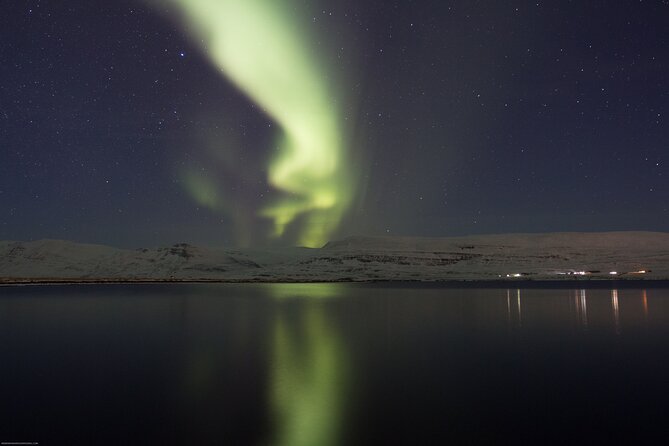 Northern Lights Classic MiniBus Tour from Akureyri - 9:30pm in Akureyri: why this timing works