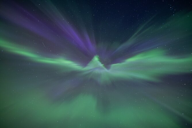 Northern Lights Expedition Tromsø - 6 people - Arctic Photo Guide - When clouds roll in: why the duration varies
